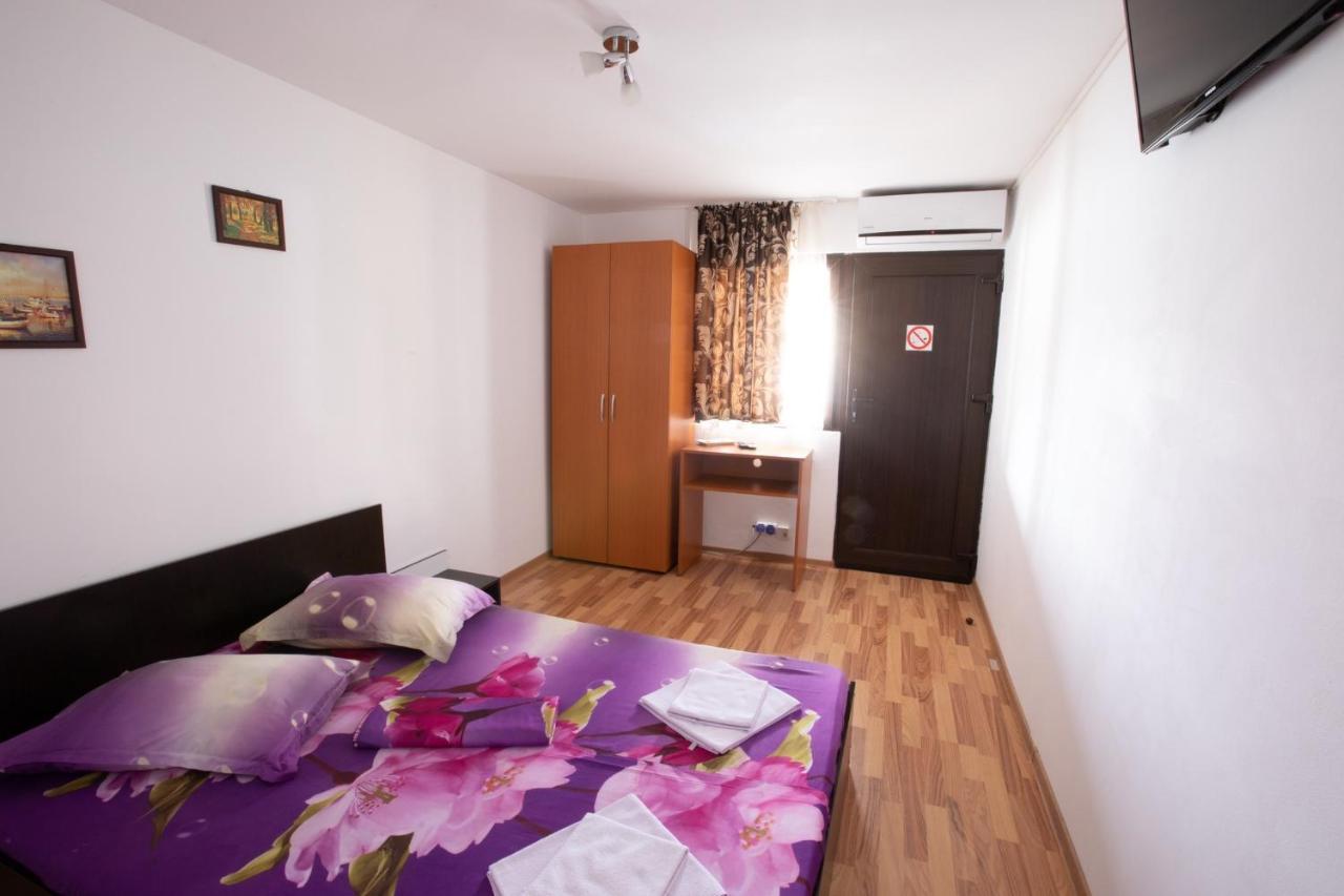Casa Camelia Hotel Dubova Eksteriør billede