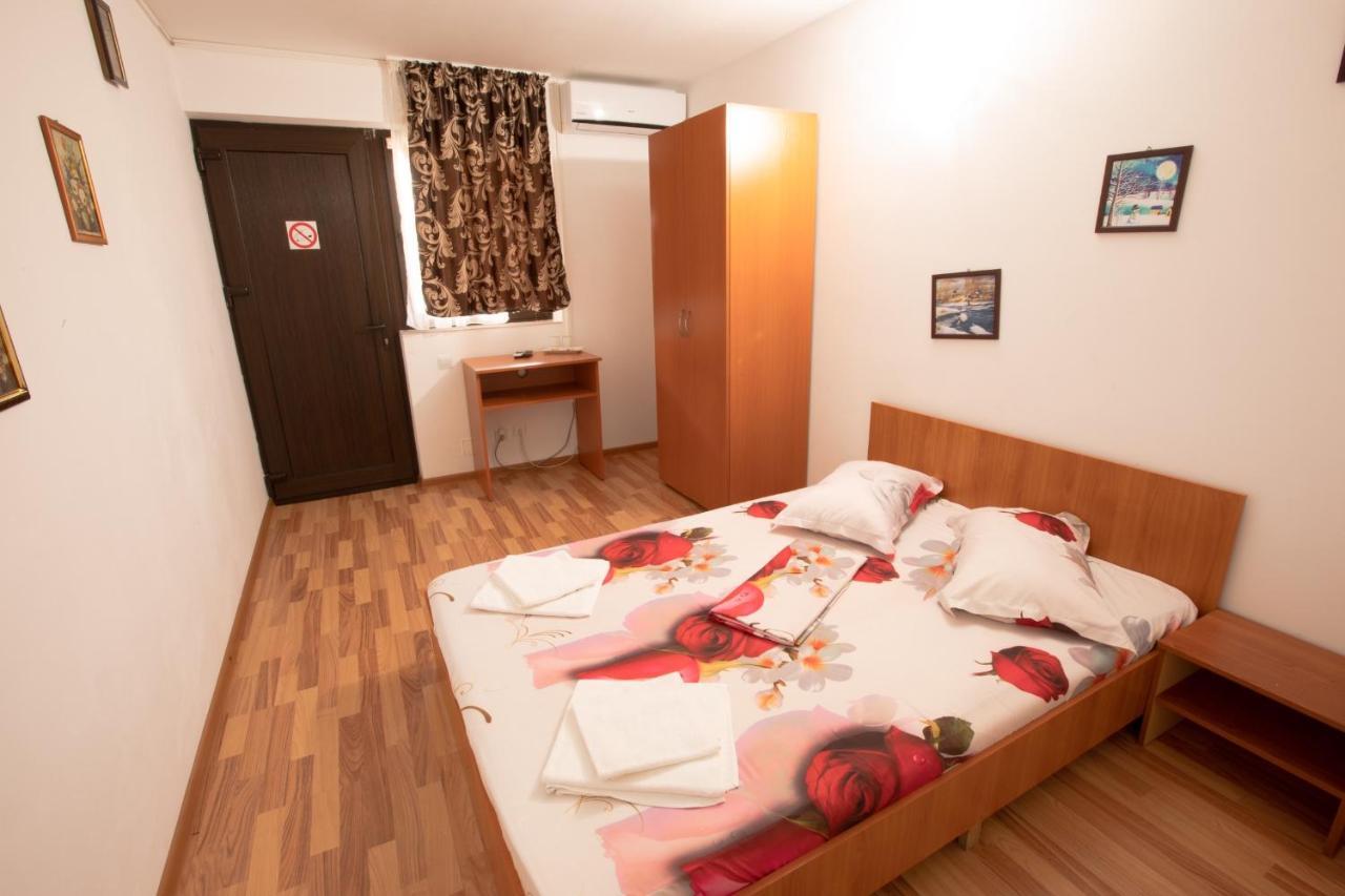 Casa Camelia Hotel Dubova Eksteriør billede